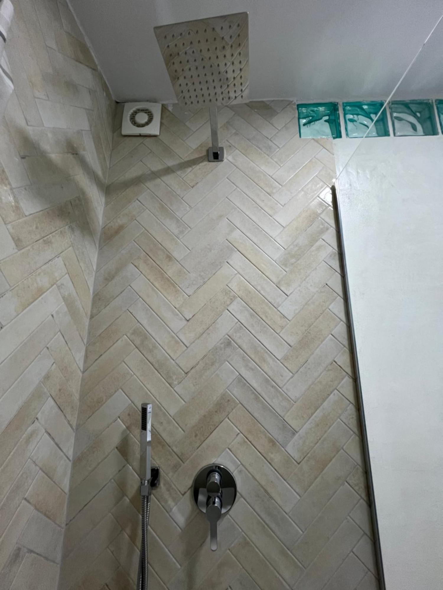 Cane Apartment Mosaic Тирана Екстер'єр фото