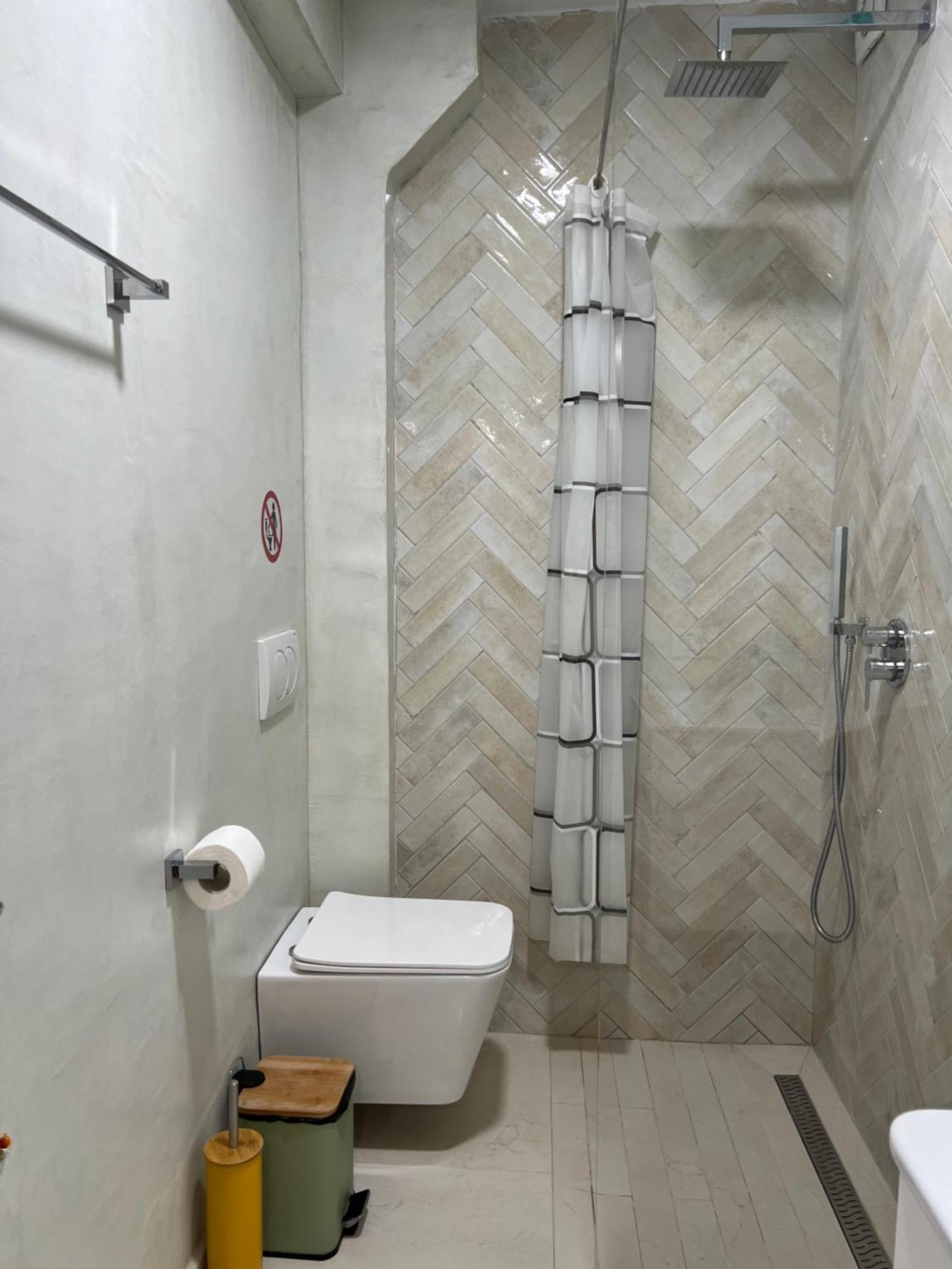 Cane Apartment Mosaic Тирана Екстер'єр фото